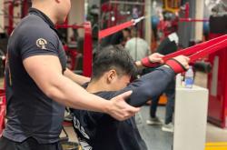 开云平台-包含荷兰一支球队请来知名教练指导训练的词条