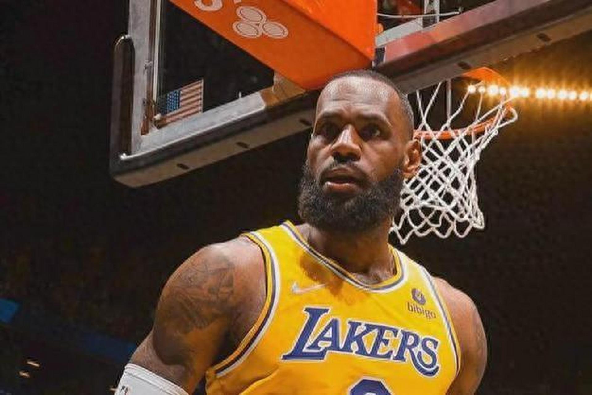 火箭绝杀青岛队，詹姆斯点燃赛场的简单介绍